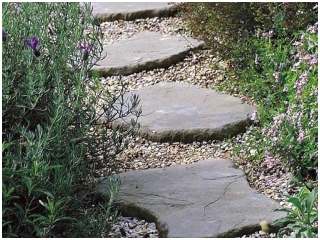 Caminhos para o jardim com pedras