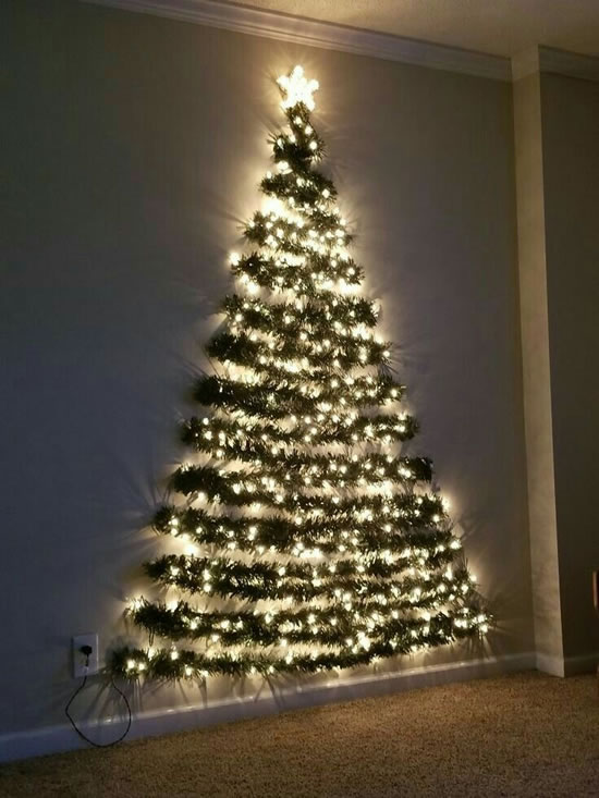 Decoração com Árvore de Natal na Parede - Pisca-pisca